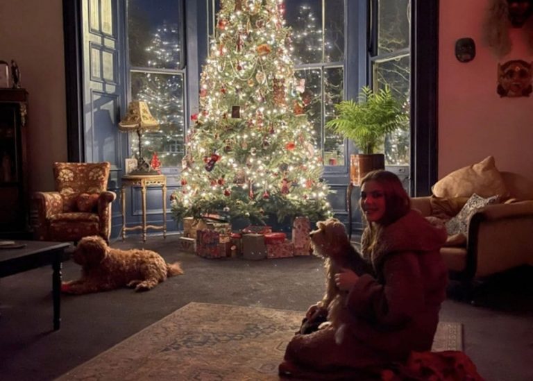 A House That Reflects Faith and Memory of a Catholic