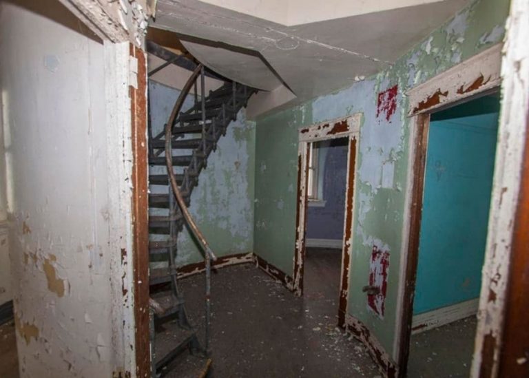 Knock, Knock, Knock… This Is Not a House Tour